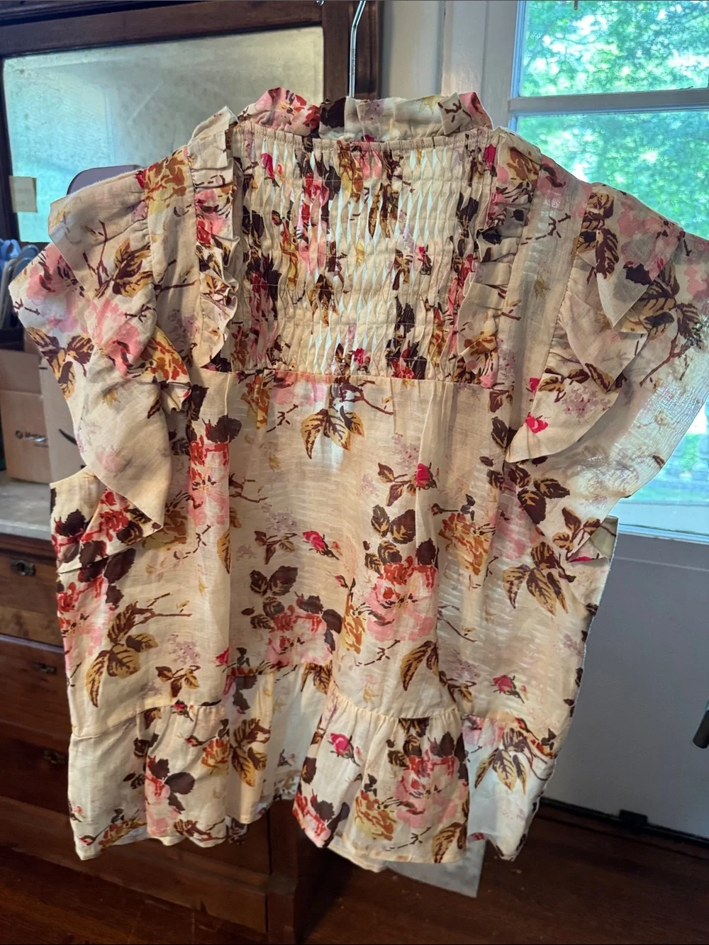 See New York Cream Floral Ruffle Pintuck Blouse - Picture 3 of 4